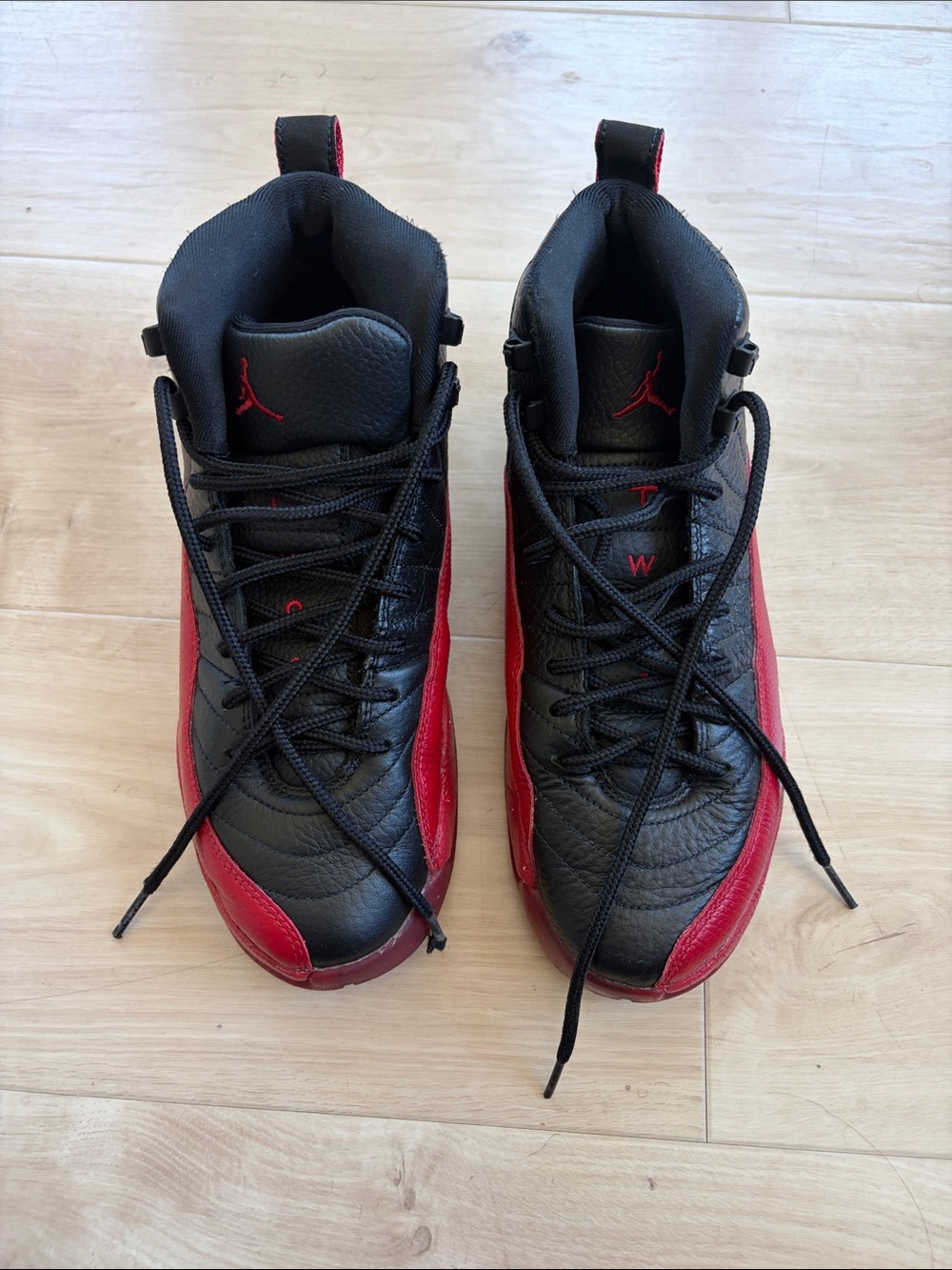 Retro 12 Jordans red & black